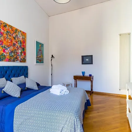 Portico 17 - Charming House Close Promenade Appartement