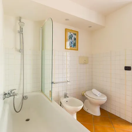 Appartement Portico 17 - Charming House Close Promenade
